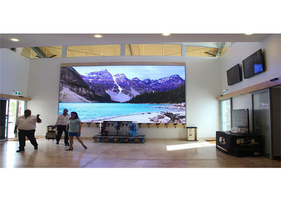 Clear Vivid Image  P7.62mm Indoor Fixed LED Display For TV Broadcasting Center
