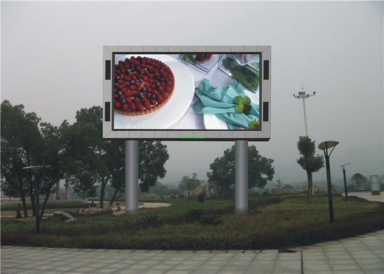 1R1G1B P8mm Outdoor Fixed LED Display , Led Billboard Screen Easy Maintenance