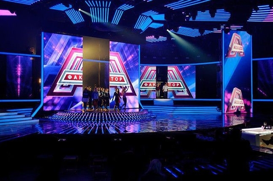 P4.81 1920Hz Stage Rental LED Display 500x1000mm Curve Cabinets