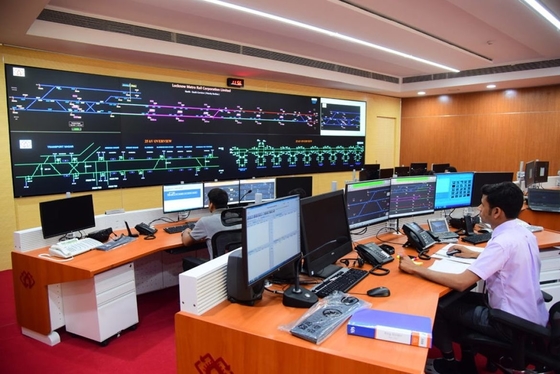 AVOE P1.25 Indoor Fixed LED Display 3840Hz Cabinet 640*480mm For Command Center